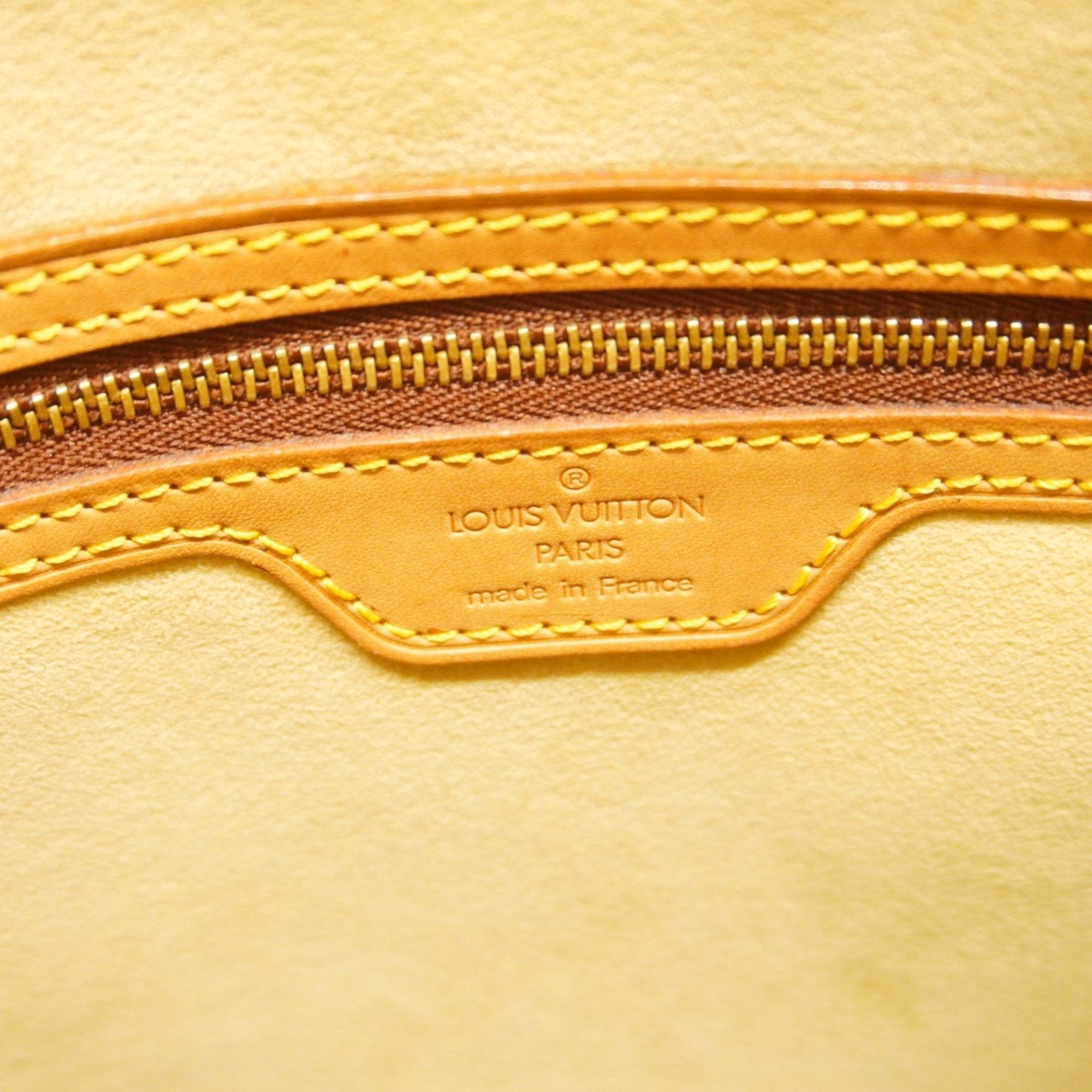 Louis Vuitton Looping GM