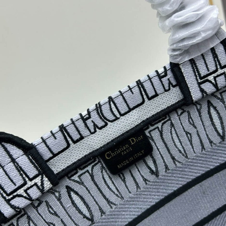 Dior Miss Dior Tote Bag – Fake Bags by Pochettebag