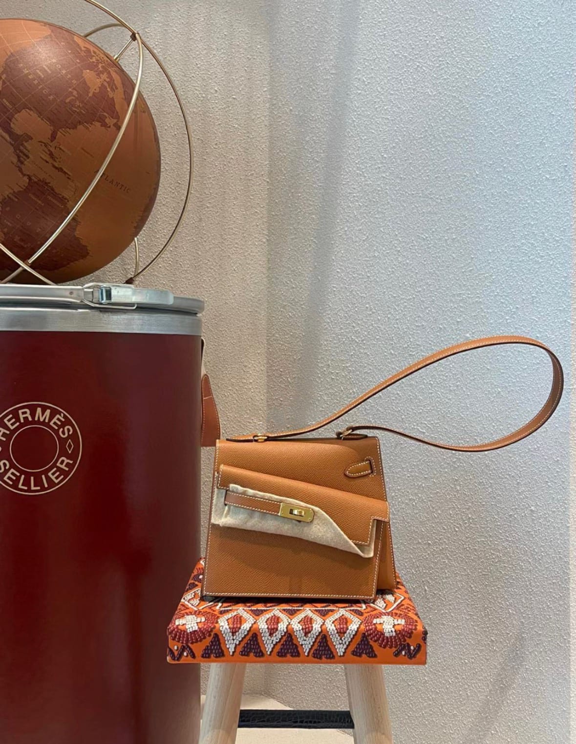 HERMES Inspired Limited Edition Kelly en Desordre shoulder bag in Gold Epsom leather with Gold hardware