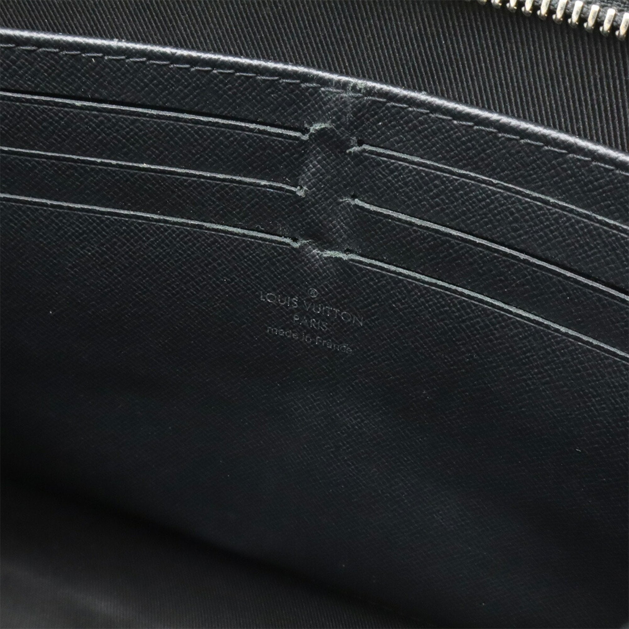 Louis Vuitton Pochette voyage