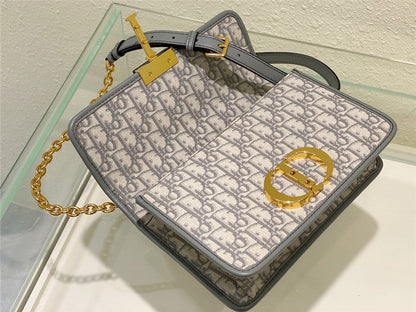 Dior Montaigne 30 Box Bag | Affordable Luxury Bags at Pochettebag