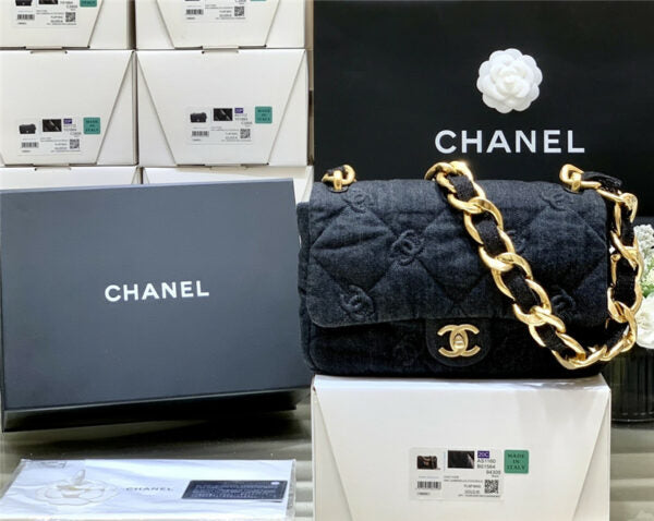 CHANEL Inspired - 22S Denim Quilted CC Flap Bag
