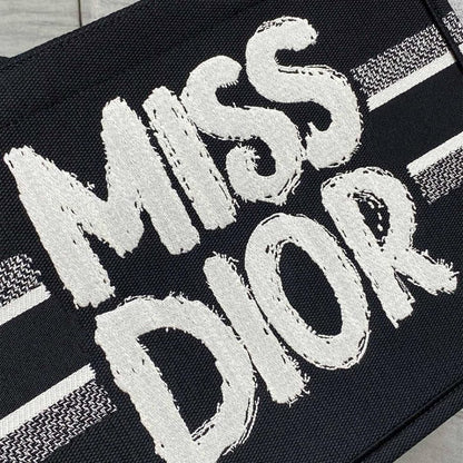 Dior Miss Dior Tote Bag – Fake Bags by Pochettebag
