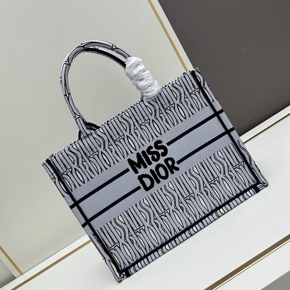 Dior Miss Dior Tote Bag – Fake Bags by Pochettebag