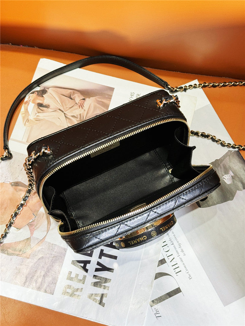 Chanel Inspired Camera Bag - Pochettereps