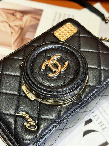 Chanel Inspired Camera Bag - Pochettereps