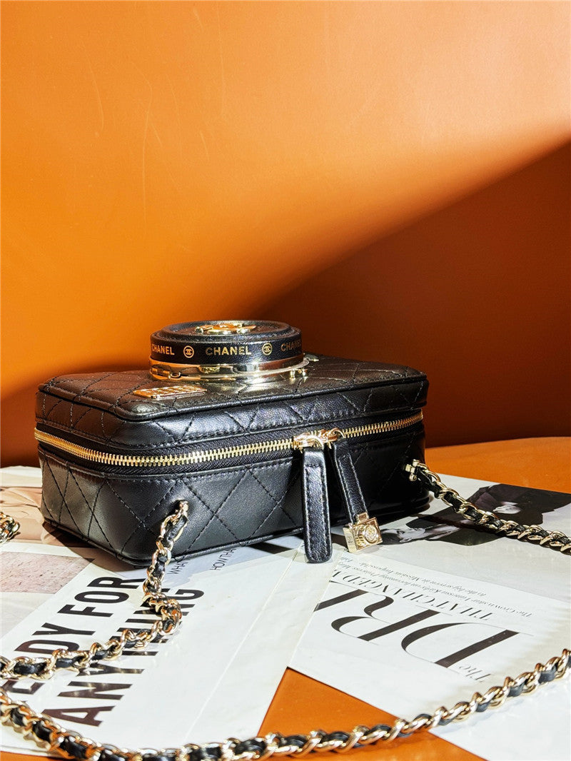 Chanel Inspired Camera Bag - Pochettereps
