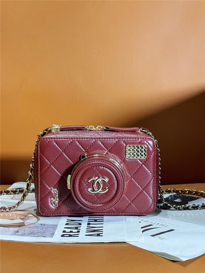 Chanel Inspired Camera Bag - Pochettereps