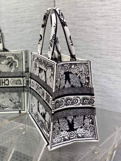 Christian Dior Book Tote Bag - AAA Bags at Pochettebag